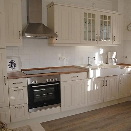 Hafenresidenz - Mare Portus Apartment บือซุม ภายนอก รูปภาพ